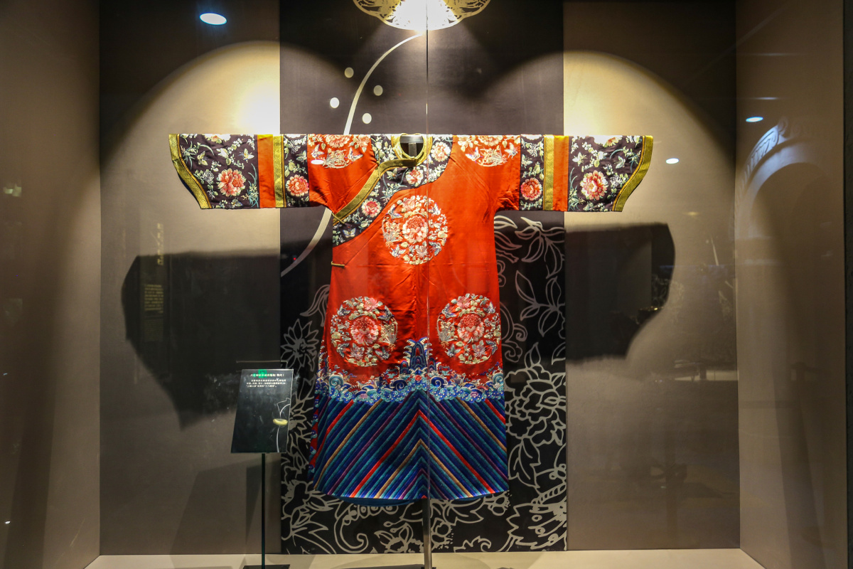 江宁织造博物馆61 清朝女子礼服 - 梦幻之堡 - 图虫