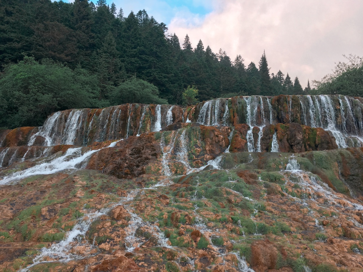 九寨沟黄龙山渺万里之云探至美之境