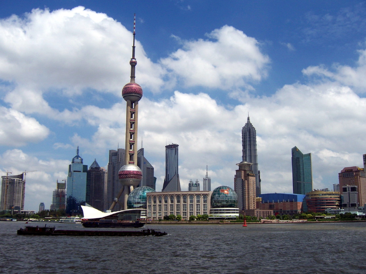 2006年的上海外滩陆家嘴延安路高架里弄老房子