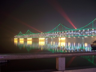E8313F8F-5AB3-49A9-BD28-E7504784E5FD/L0/001
