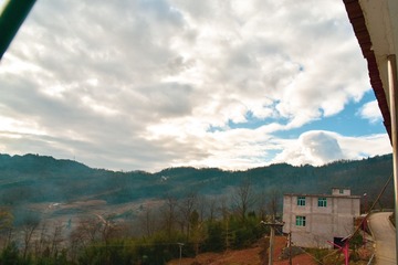 3137931