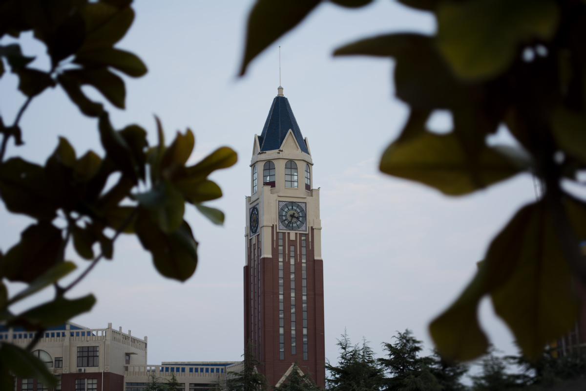 河南有个安阳安阳有个安阳学院