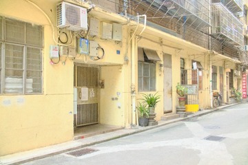 8FE8024E-3FA7-4A52-A893-23284589D384/L0/001