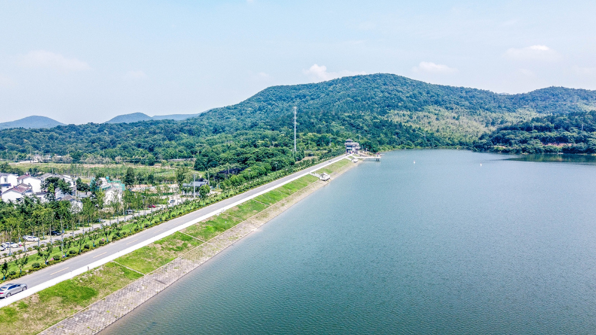 龙尚湖江宁小川藏线尽头