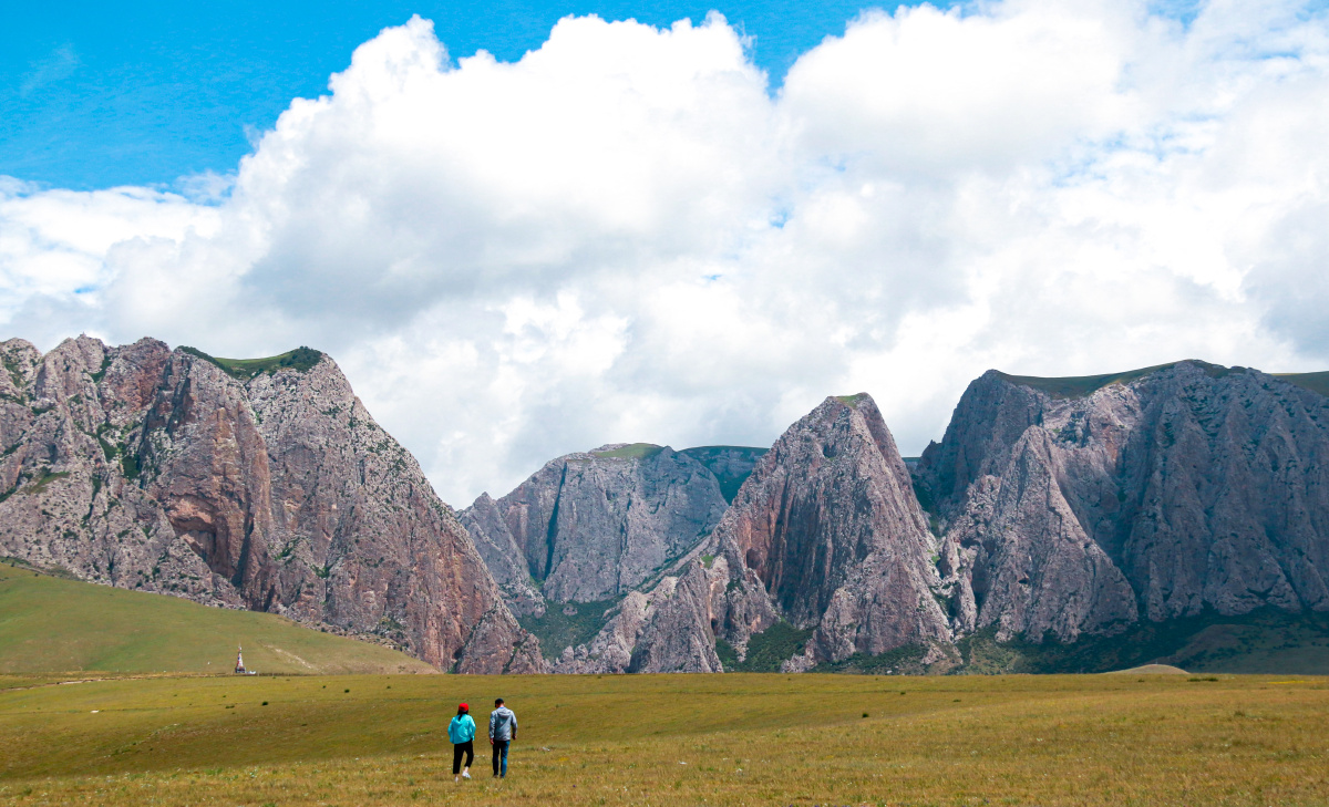 甘南甘加秘境白石崖