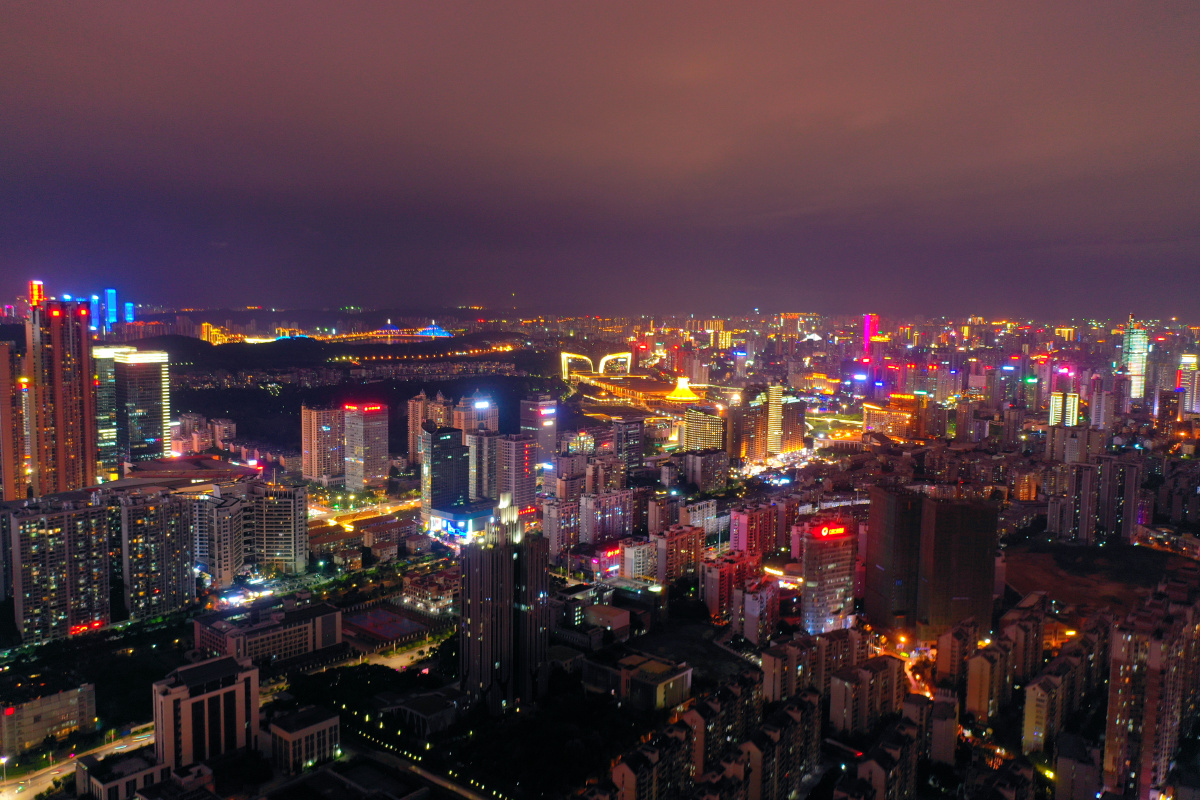 东盟商务区摩天轮夜景