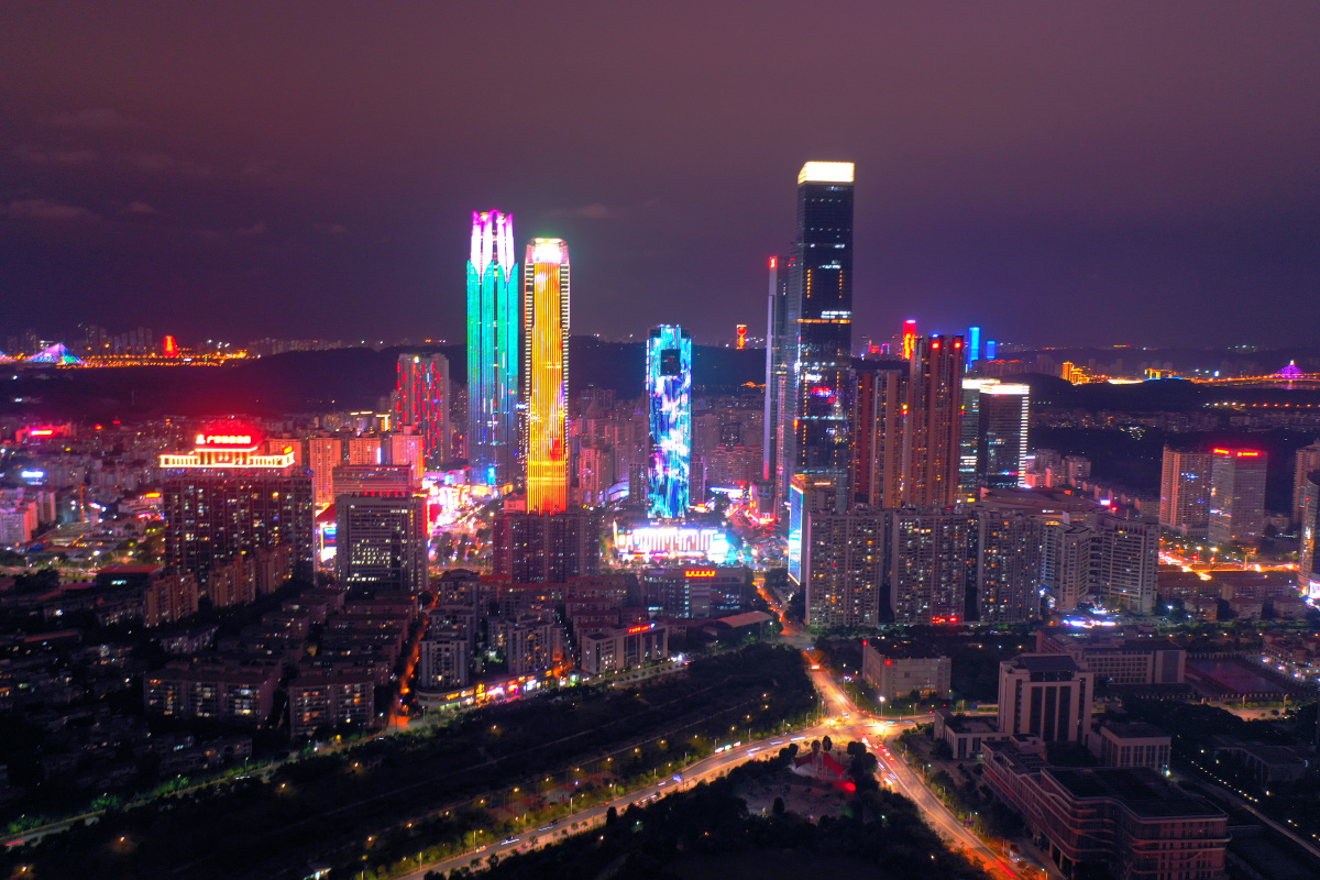 东盟商务区摩天轮夜景