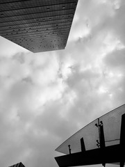60A0DF2C-7547-46B0-8F96-E2362F0BC2F1/L0/001