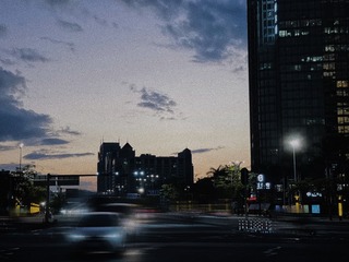 56523932-B3AA-45EC-AD32-4D52934B212D/L0/001