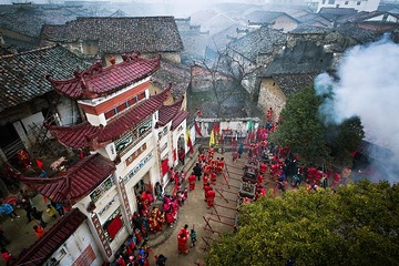 开祠庆丰年
