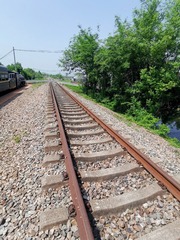 744822