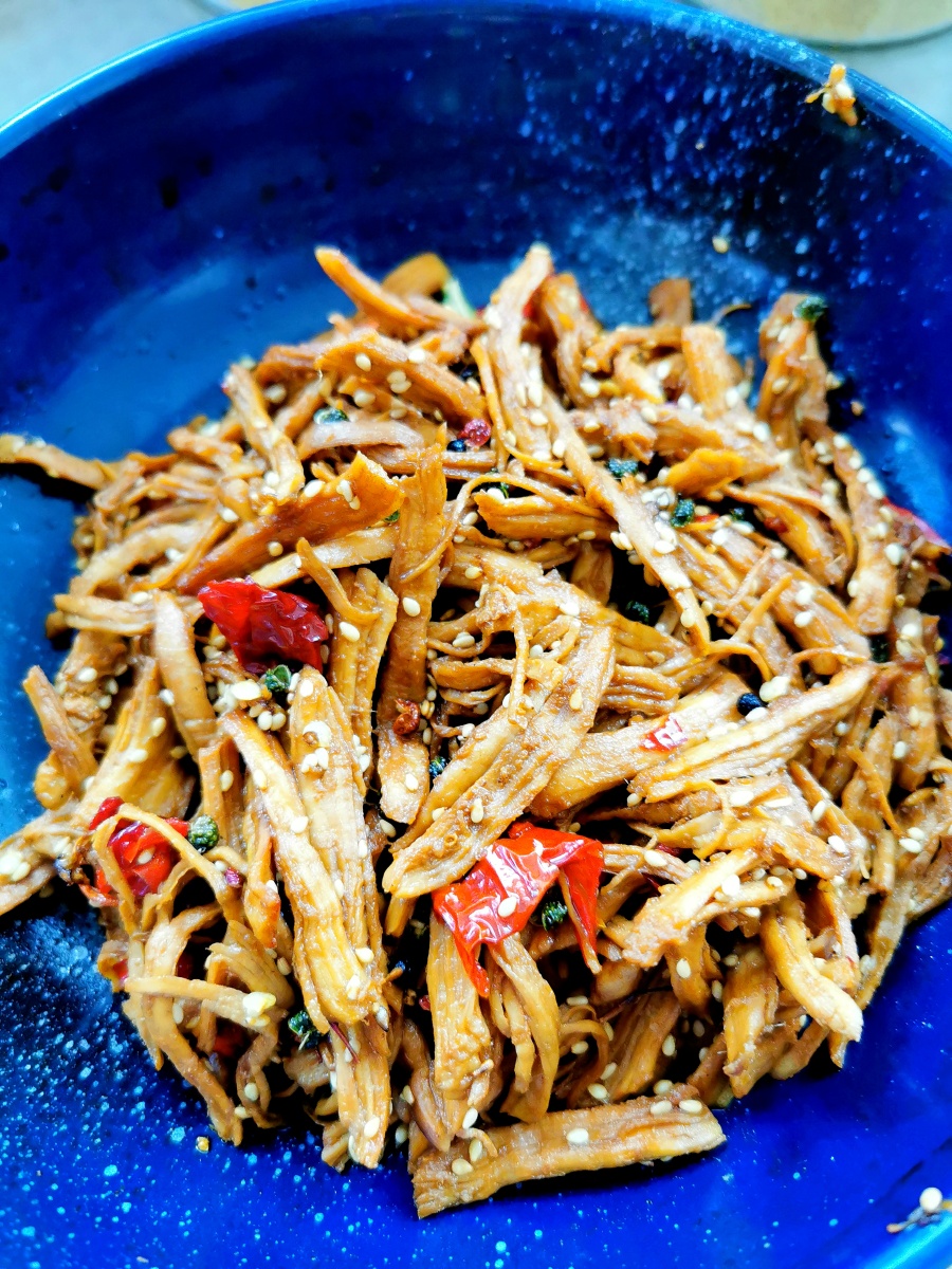 小品名菜麻辣鸡丝