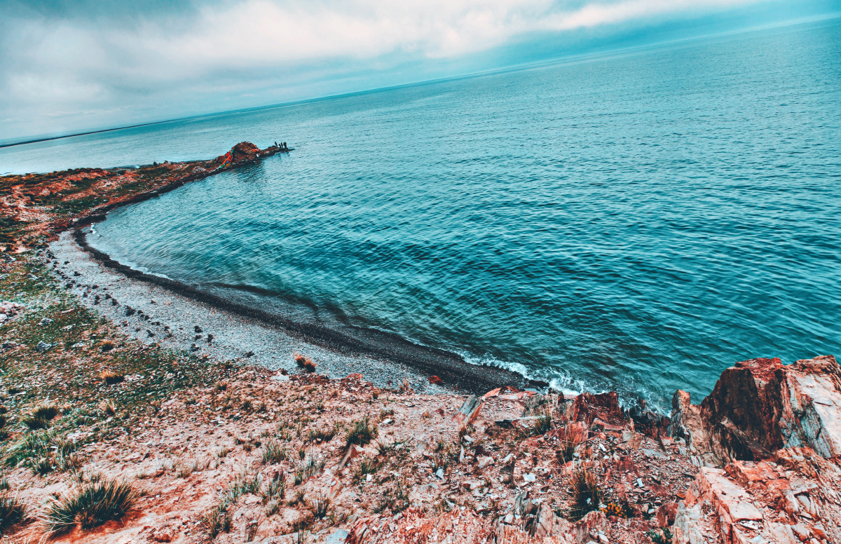 打卡青海湖断崖