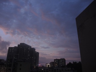 1390360