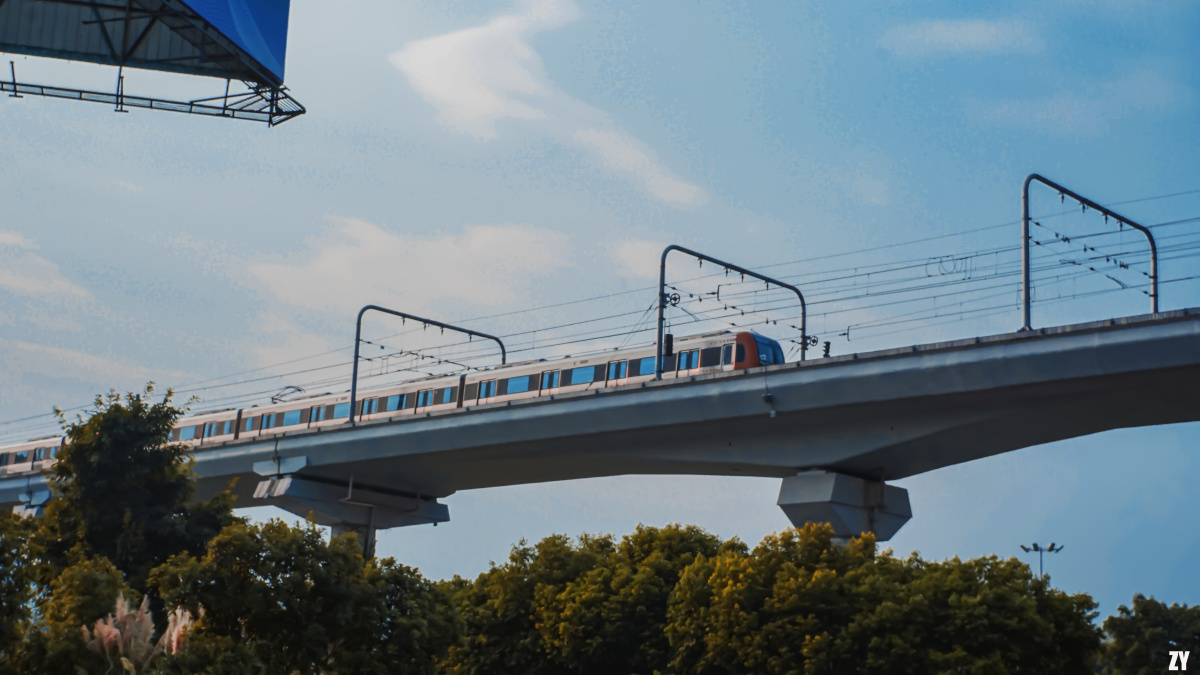 重庆大学城轻轨