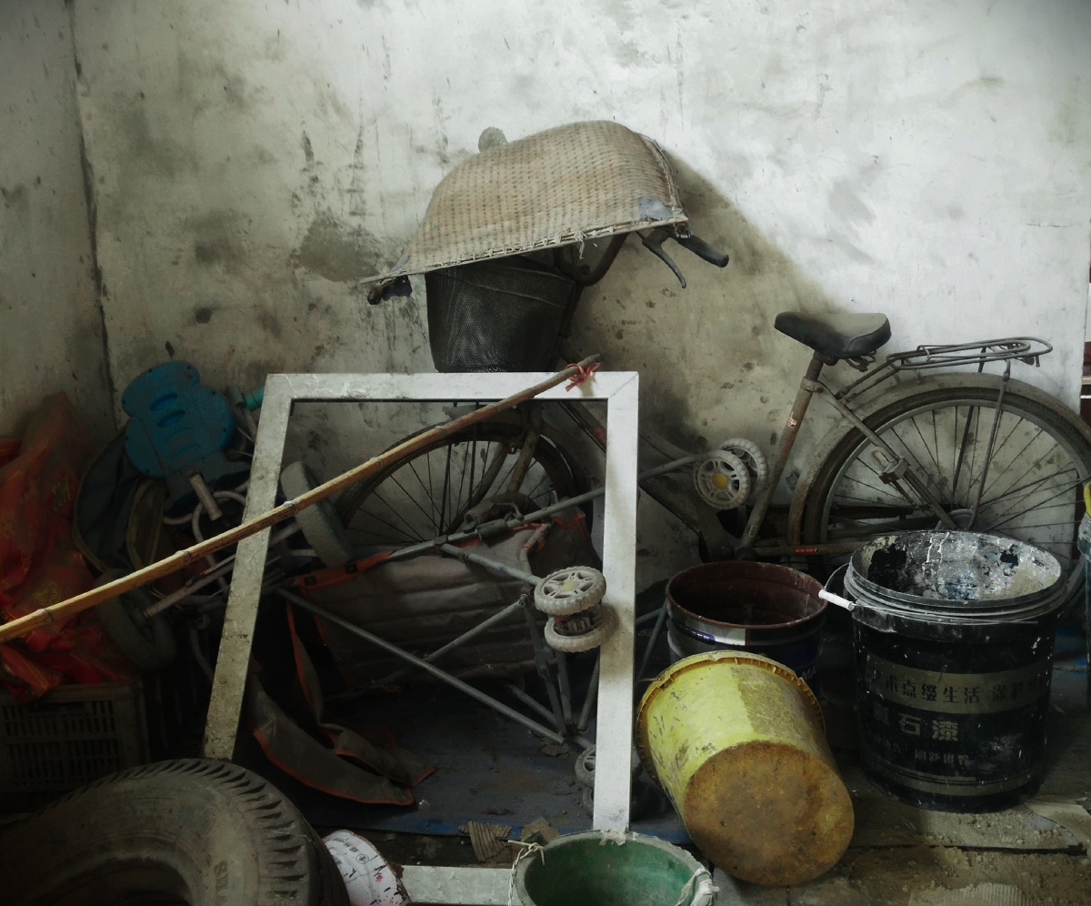 破旧的物件回不去的年代