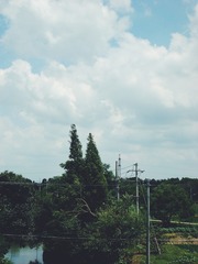 1560252