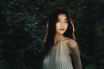 001