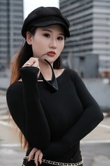 270806