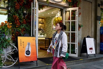 A3BB8BDD-36E3-49D1-A4A3-5F5CF015A2B9/L0/001