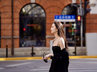 3E0212EC-9957-4DD2-B26C-6B47005C8D7A/L0/001