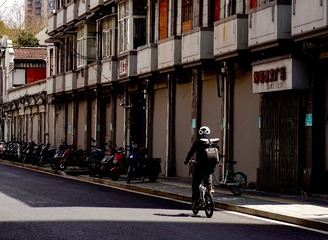 D599D683-6164-4A7E-AFAE-5BB0695457D3/L0/001