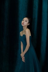 模特儿一组： 26