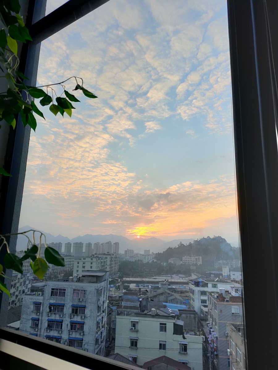 1/1窗外·风景夕阳捕手日光城市还没有人打赏,快来当第一个打赏的人吧