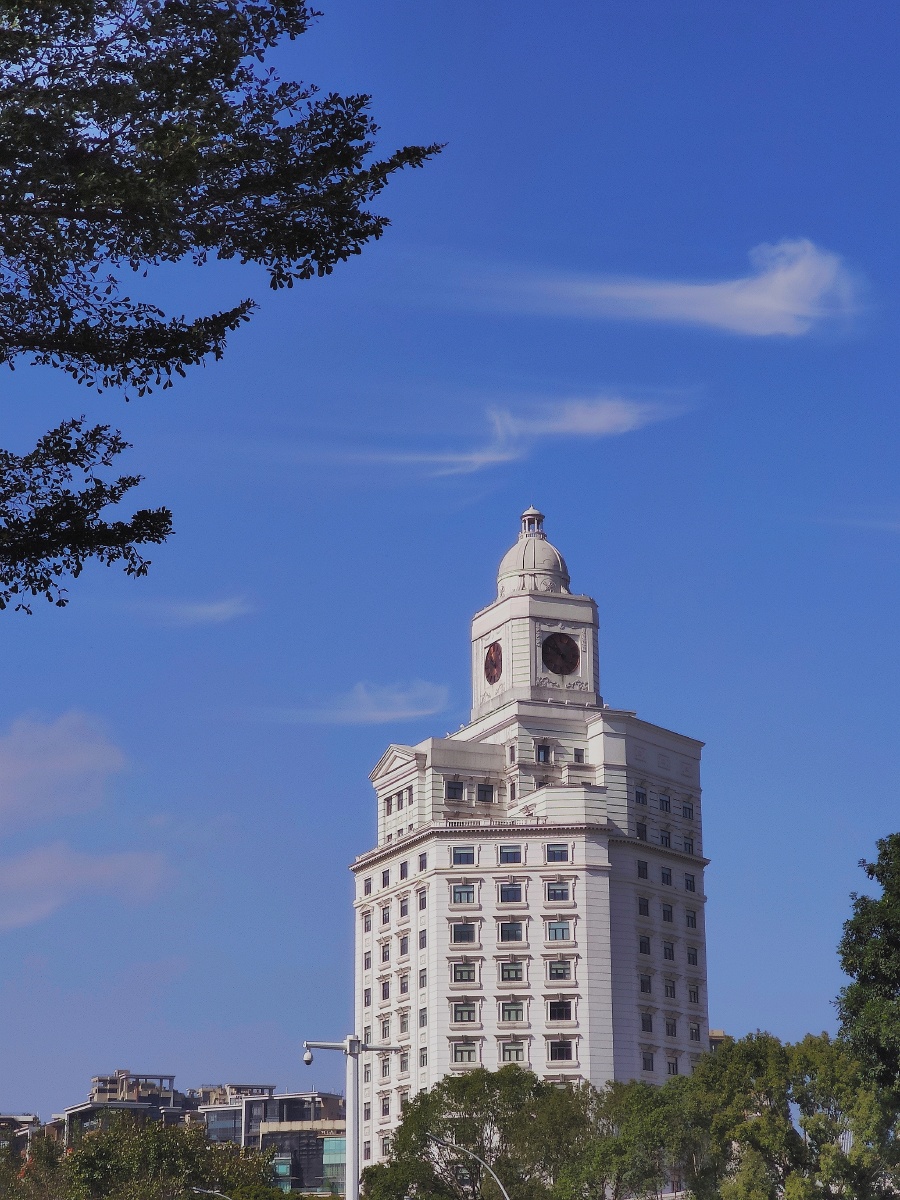 钟楼- 现代毕加索 - 图虫