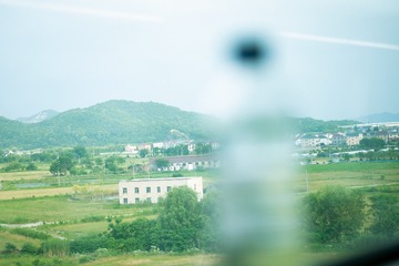 417627