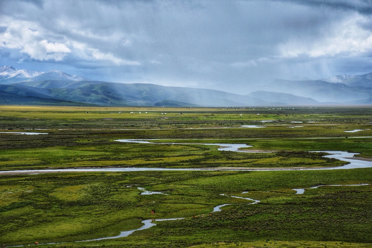 雨中的毛垭大草原 - y_jay - 图虫