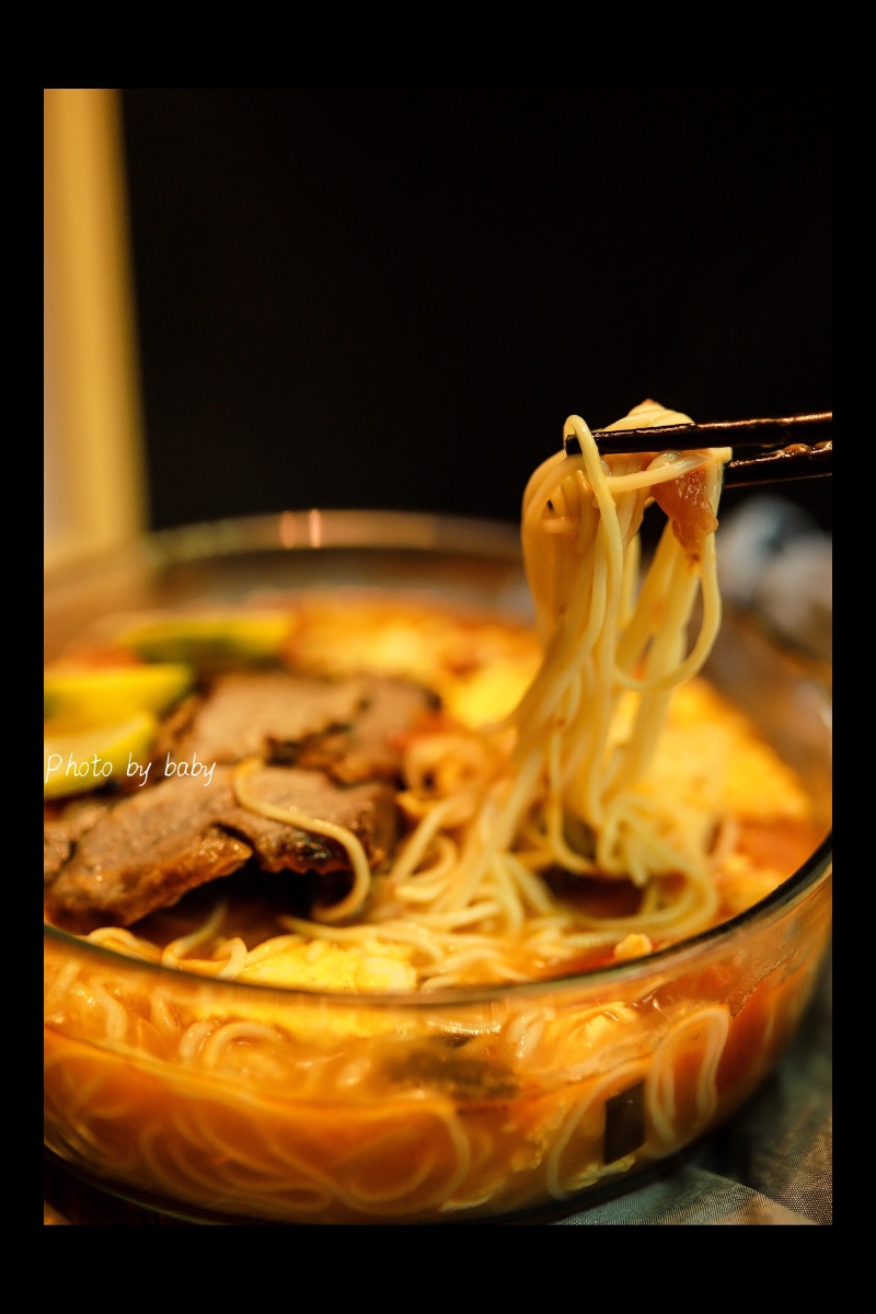 番茄鸡蛋烤肉面