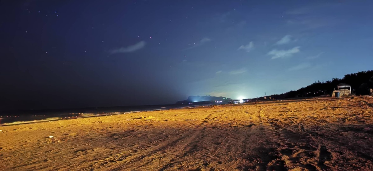 中国第一滩夜景 海边 夜里的海
