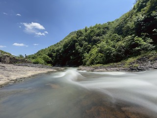 DB17C862-B829-4787-8BA4-D7C9974D1E44/L0/001