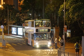 350077