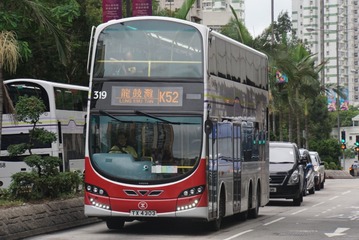 359758