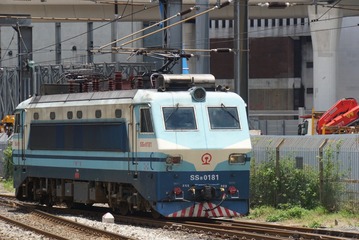 365742