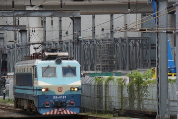 365745