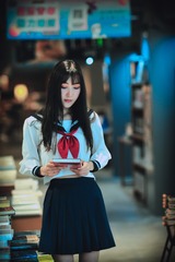001