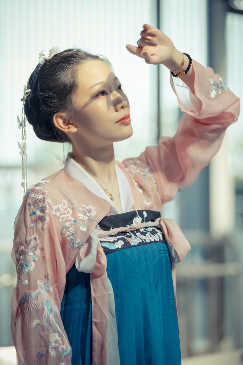 漫展拍的汉服妹子