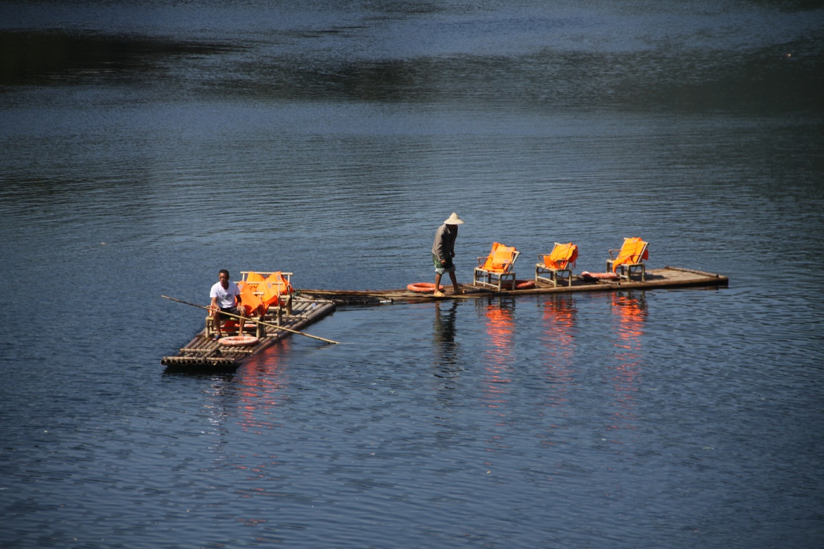 竹筏行水