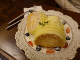 1F957123-8A7D-4832-979F-1A47DD77D8A1/L0/001