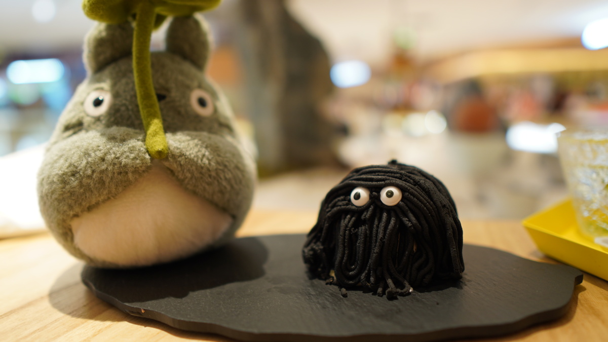 龙猫煤球精它其实是栗子蛋糕