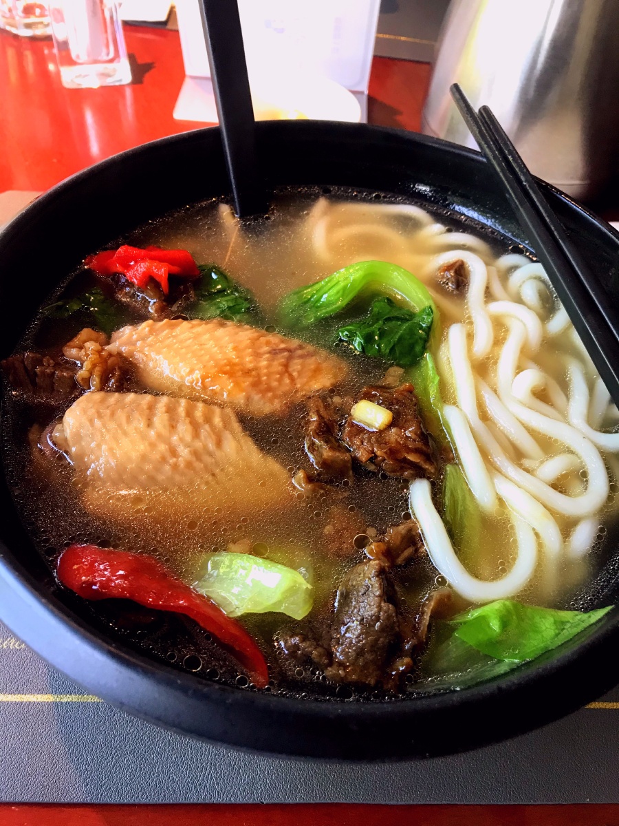 牛腩鸡翅乌冬面