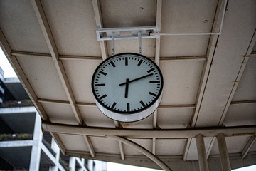 39745