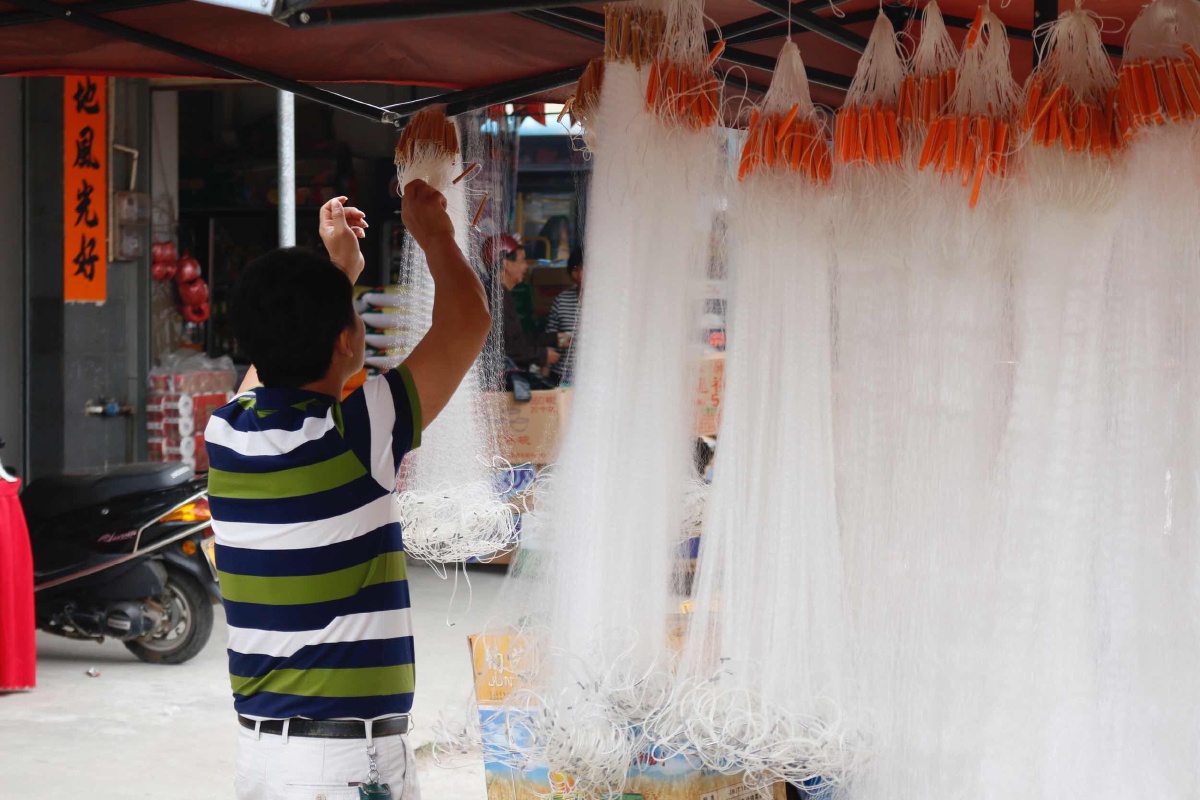 一个打赏的人吧打赏点赞是美德,打赏是鼓励来买渔网的朋友成新秀关注