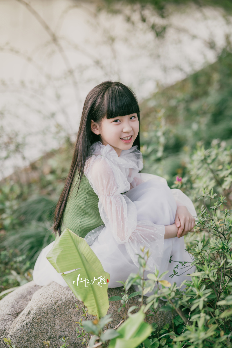 我有一个女儿名叫佳佳