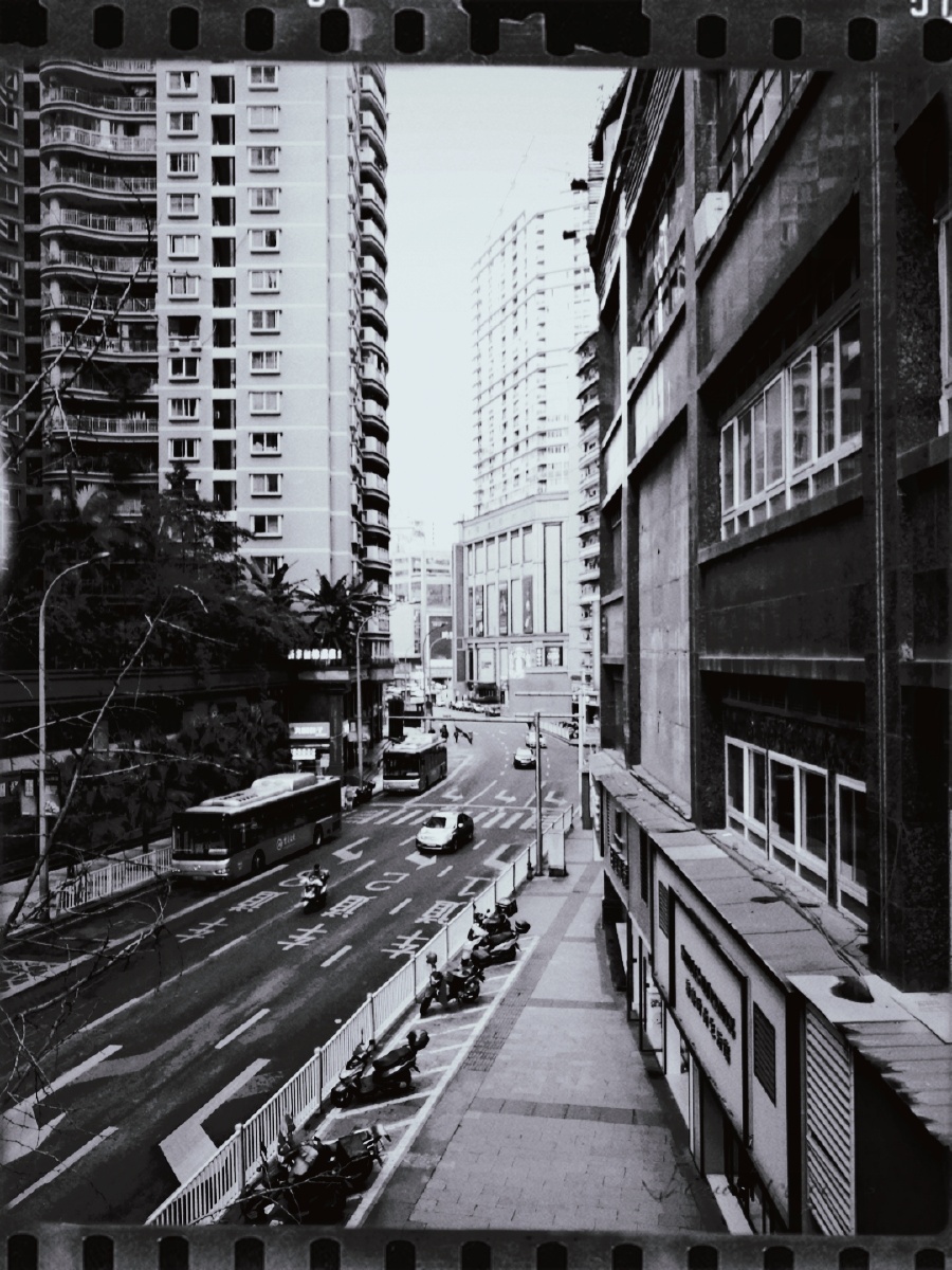 黑白色的照片更有年代感