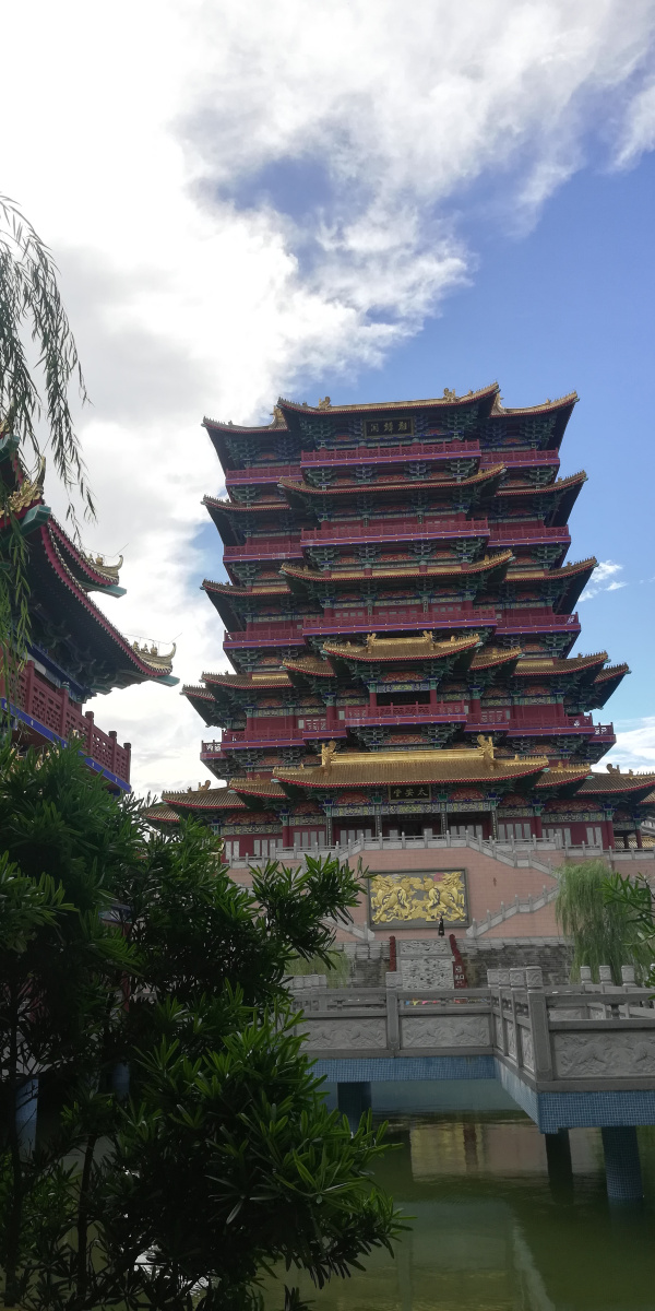 太安堂小镇拍摄时间2020年8月2日拍摄地点潮安区东山湖太安堂小镇