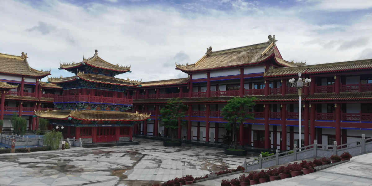 太安堂小镇拍摄时间2020年8月2日拍摄地点潮安区东山湖太安堂小镇